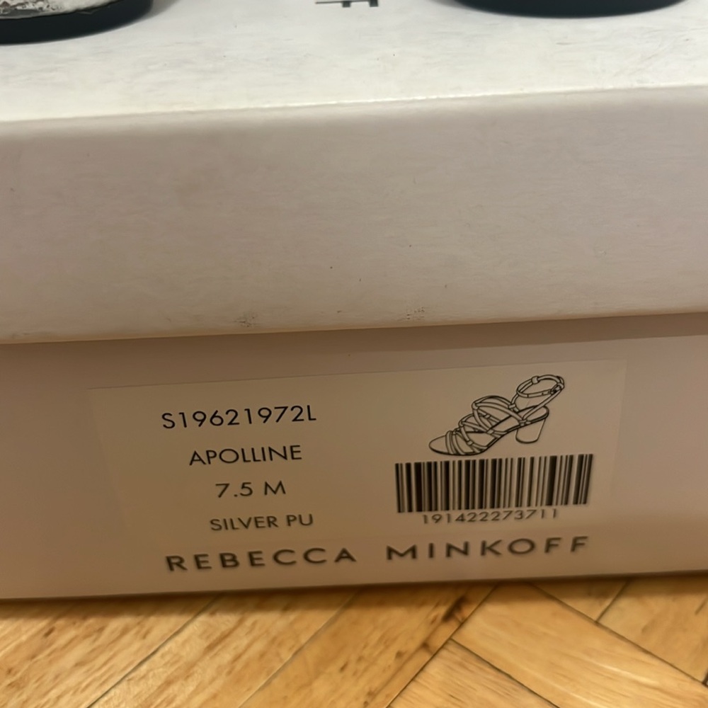 REBECCA MINKOFF
Apolline Metallic Strappy Sandals - Picture 15 of 15